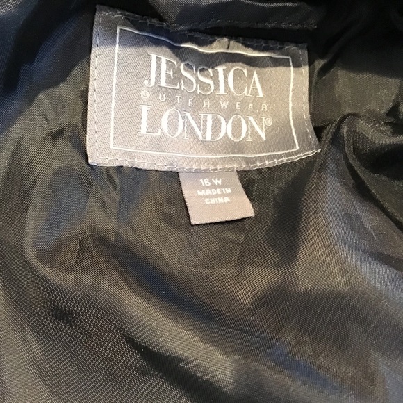 JESSICA LONDON FAUX FUR CAPE BLK NWOT - Picture 6 of 8